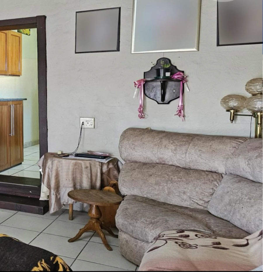 6 Bedroom Property for Sale in Brits North West